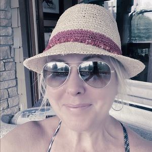 Meet your Posher, Shannon